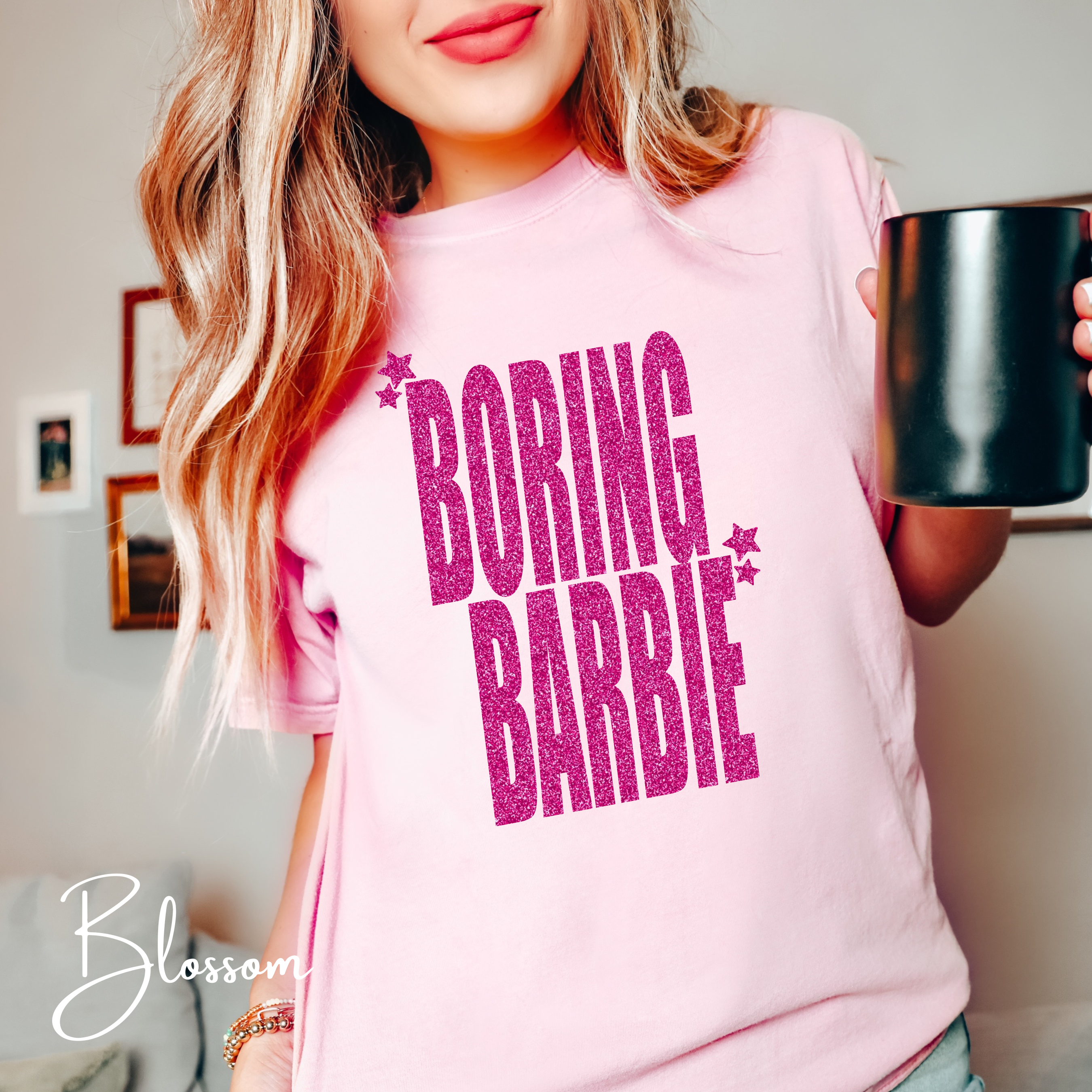 ✨💖 Boring Barbie Comfort Colors 1717 T-Shirt – Glitter-Style Graphic Tee for Adults 🎀 Retro Pop-Culture Aesthetic Comfort Colors 1717 Tshirt 🌟
