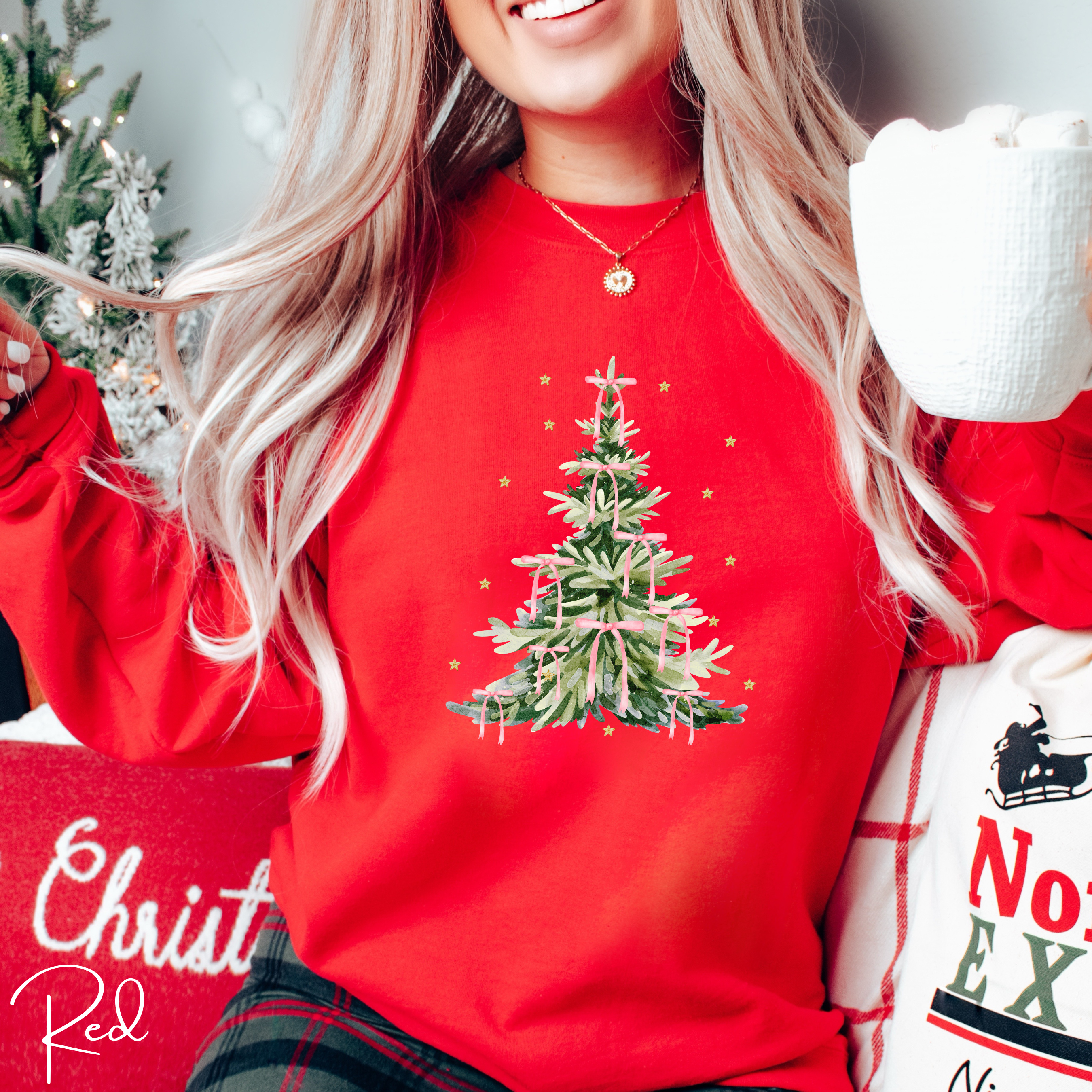 🎀🎄 Vintage Coquette Christmas Tree Sweatshirt – Retro Holiday Tree with Bow Decor • Soft & Feminine Festive Crewneck