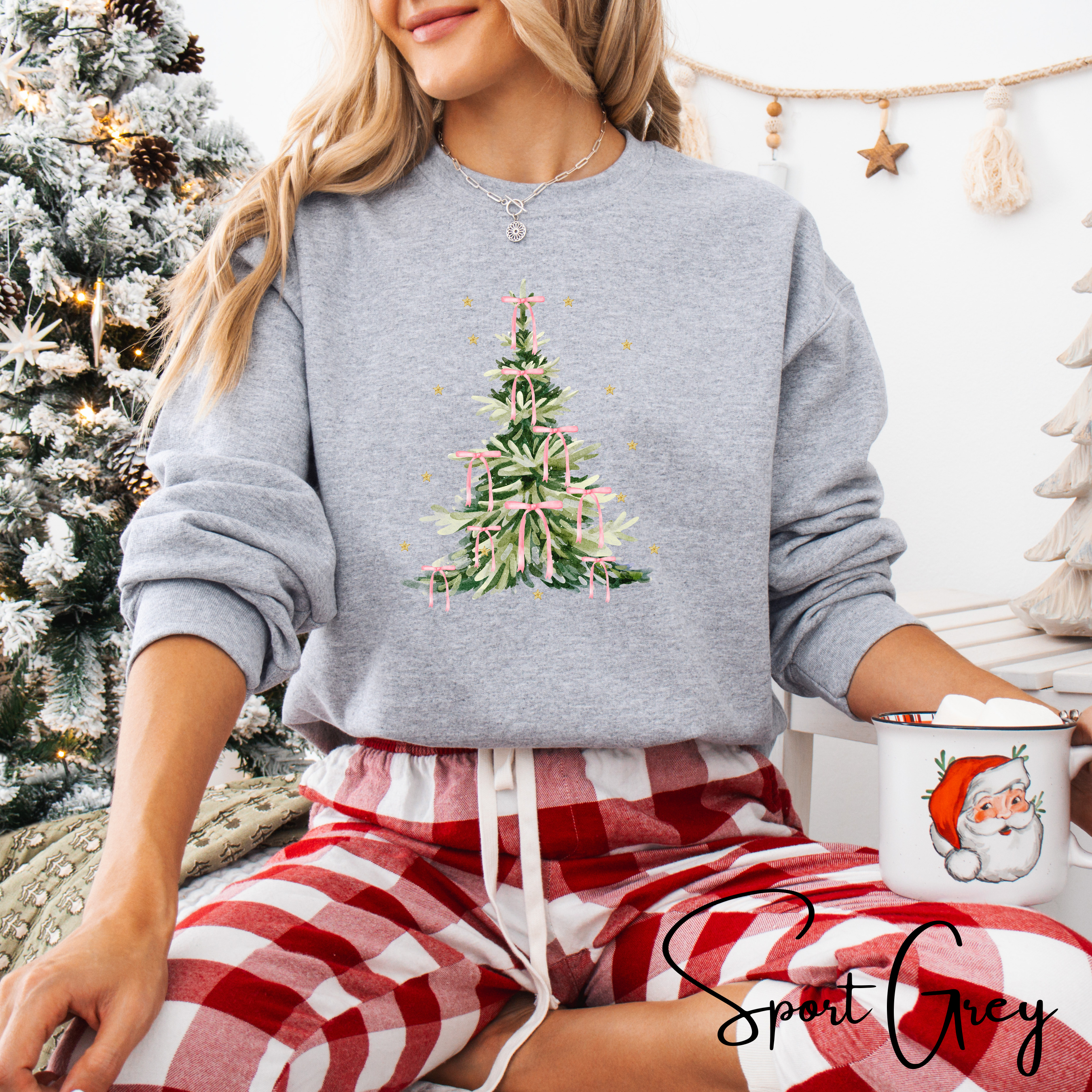🎀🎄 Vintage Coquette Christmas Tree Sweatshirt – Retro Holiday Tree with Bow Decor • Soft & Feminine Festive Crewneck