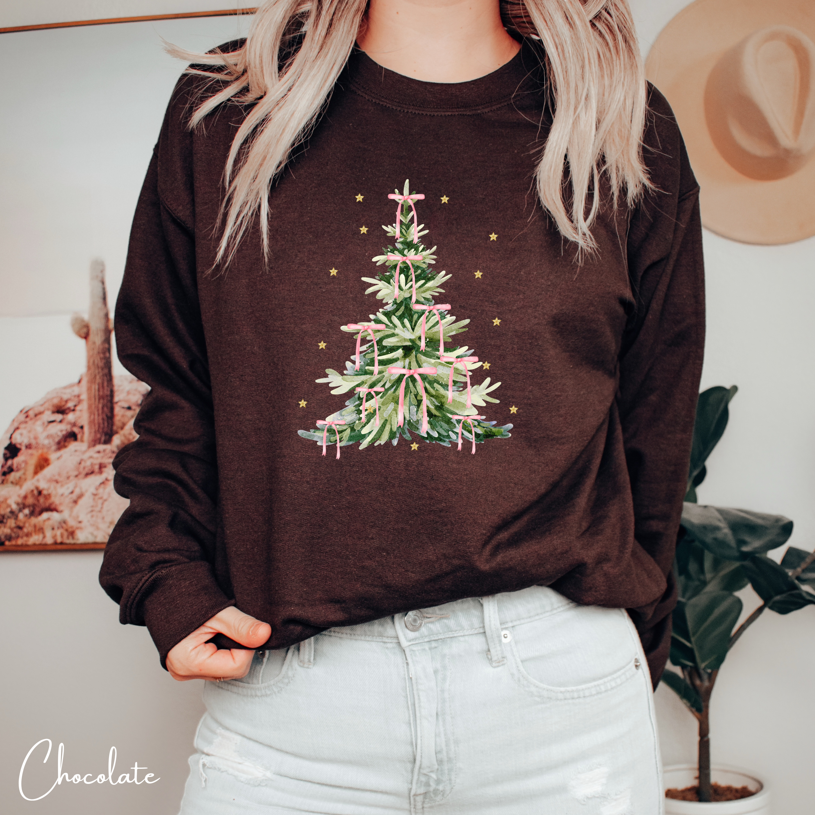 🎀🎄 Vintage Coquette Christmas Tree Sweatshirt – Retro Holiday Tree with Bow Decor • Soft & Feminine Festive Crewneck