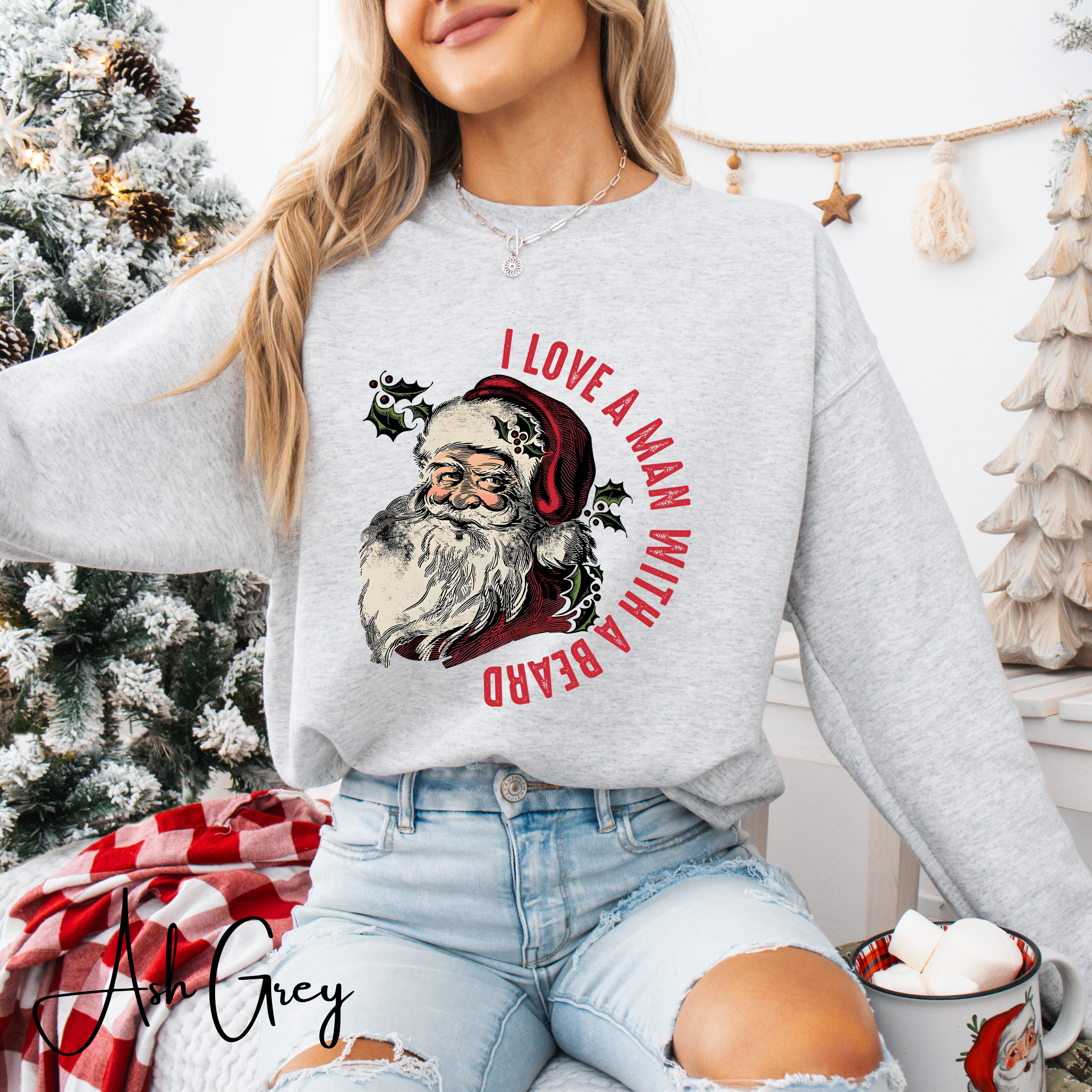 I Love a Man With a Beard Vintage Santa Christmas Gildan 18000 Sweatshirt