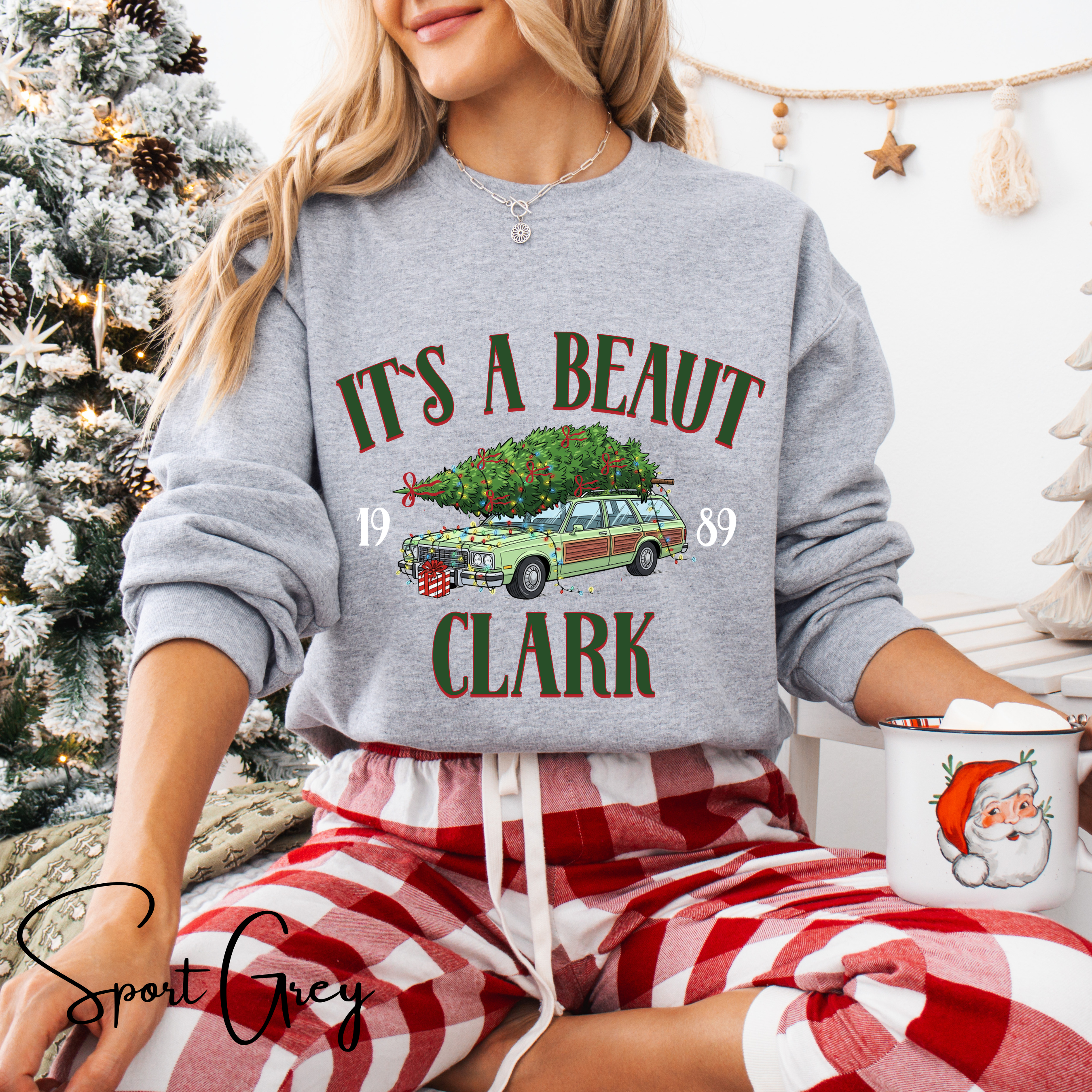 It’s a Beaut, Clark Sweatshirt – Griswold Family Vacation Station Wagon Christmas Gildan 18000 Sweatshirt